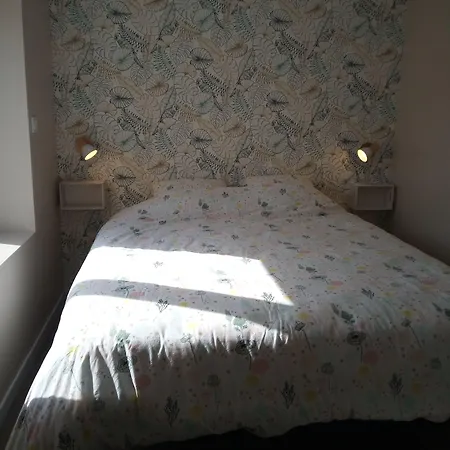 R & C - & Calm Apartment